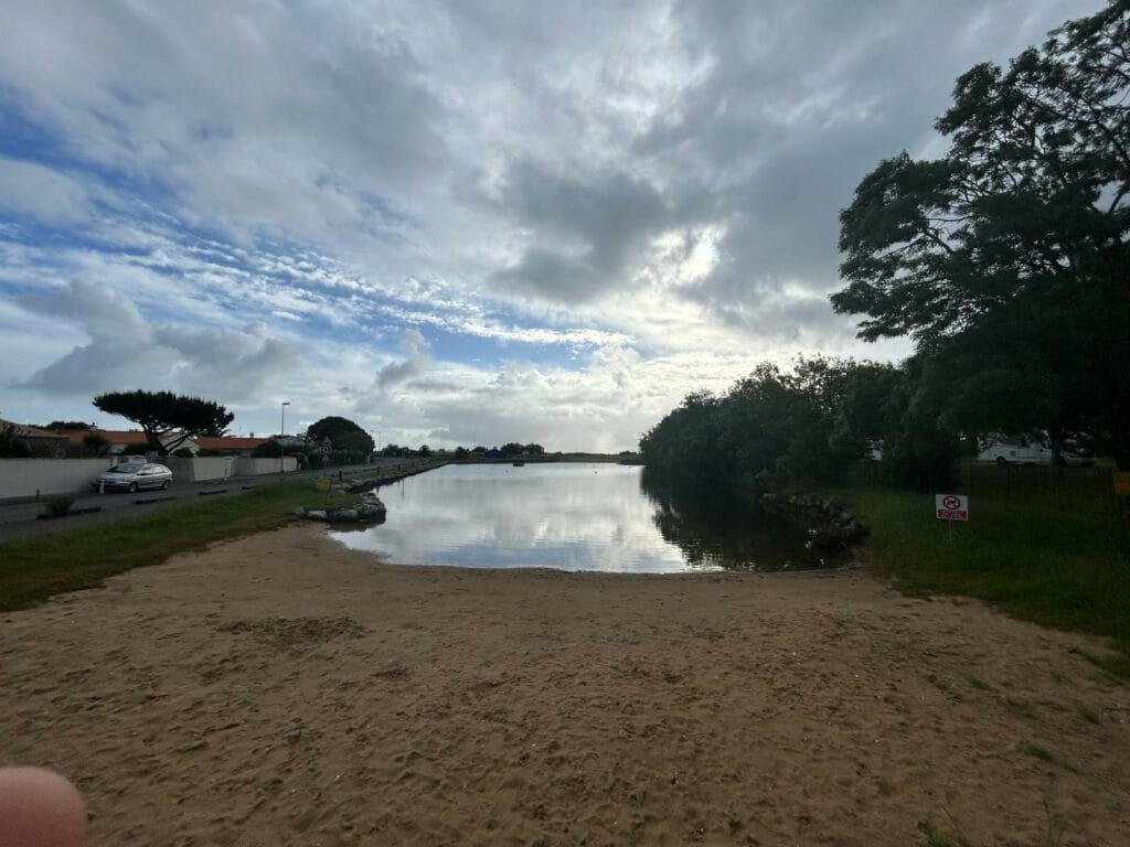 lac-phibie-oleron-chateau-surfari-paddle